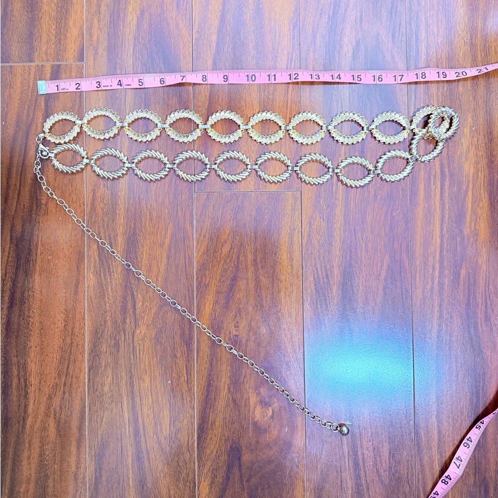 Women’s chain belt